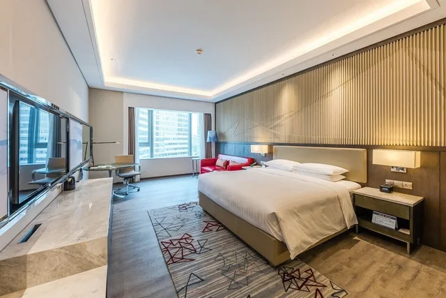 غرفة بسرير كينج بإطلالة على المدينة، Courtyard Xiamen Haicang 2/5