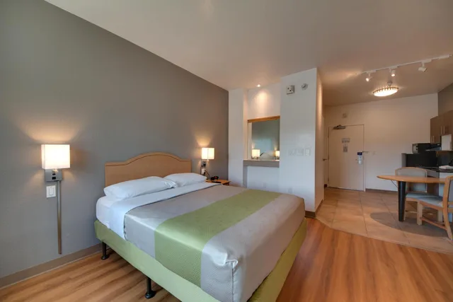 غرفة ديلوكس بسرير كوين، Studio6 Brownsville, TX 6/10