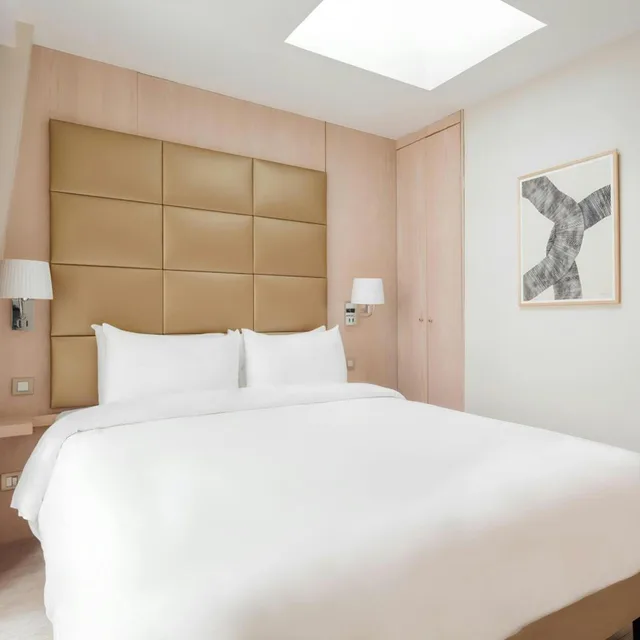 جناح بسرير كينج بمطبخ صغير، L Edmond Hotel Parc Monceau 3/5