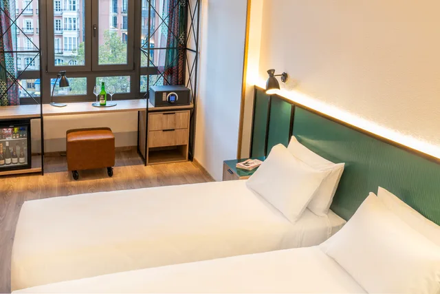 Axel, Standard, Double or Twin Bed، Axel Hotel Bilbao - Adults Only 1/2
