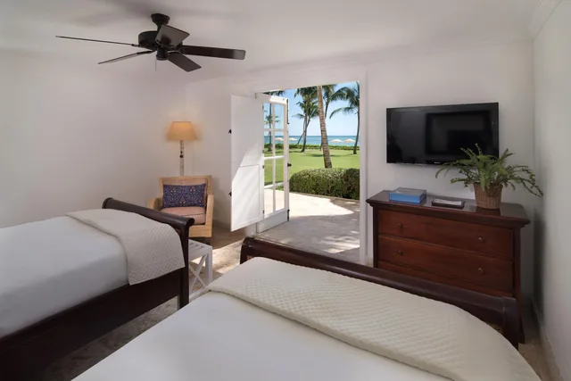 4 Bedrooms, Villa, Beach Front, Tortuga Bay Puntacana 3/6