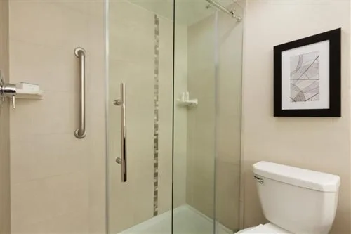 غرفة بسرير مزدوج، Embassy Suites By Hilton Arcadia Pasadena Area 1/1