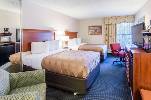 غرفة بسرير مزدوج، Quality Inn Lynchburg Near University 1/2