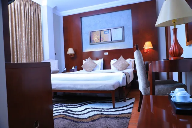 غرفة قياسية بسرير مزدوج، Sidra International Hotel 6/6