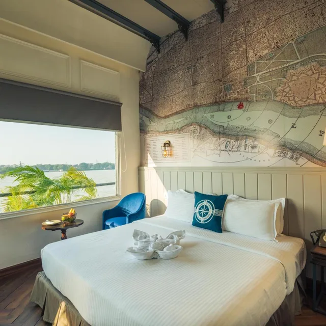 Heritage Cabin with Deck، Polo Floatel Kolkata 2/10