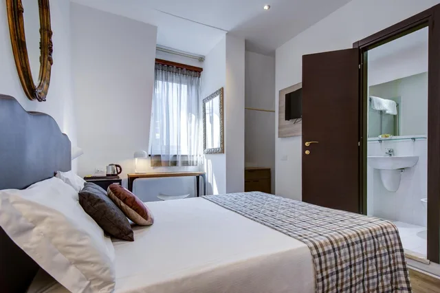 غرفة اقتصادية بسرير مزدوج، Hotel Bernina 2/9