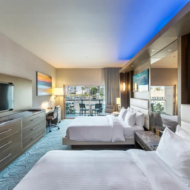 غرفة ديلوكس بسريرين كوين بشرفة بإطلالة، Shade Hotel Redondo Beach 2/3