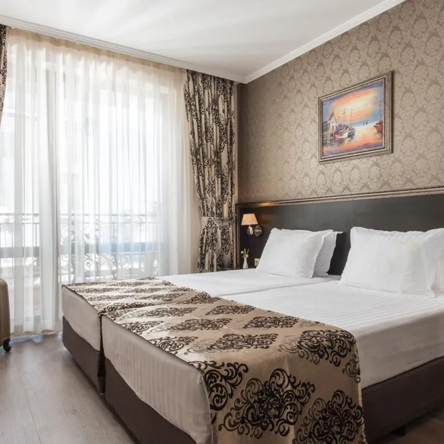 Family 6، Hotel & Spa Diamant Residence 1/8