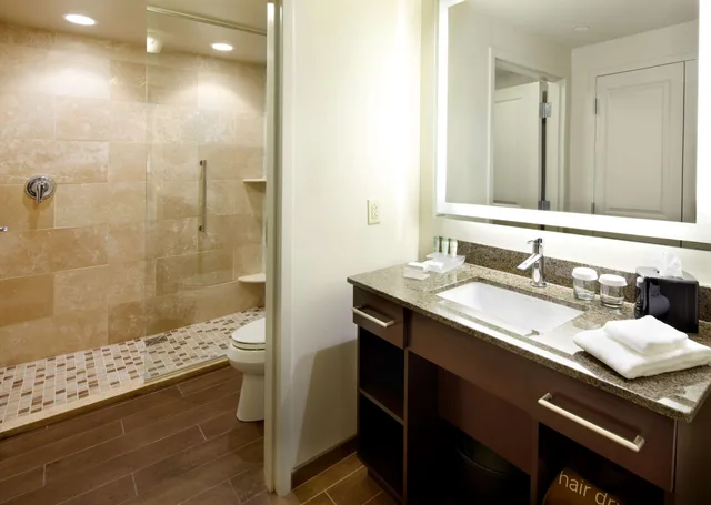 جناح بريميوم بسرير كينج، Homewood Suites by Hilton Pittsburgh Airport Robinson Mall Area PA 2/3