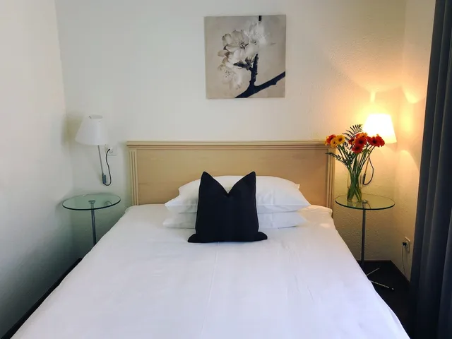 Room, Single, Neufeld Hotel 7/9