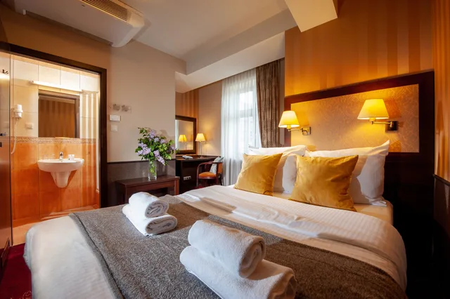 غرفة قياسية بسرير مزدوج، Hotel Wielopole 2/10