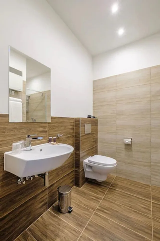 Superior, Double Bed, No Elevator, Sofa, Annex، Reytan Hotel 2/2