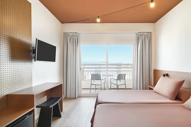 غرفة قياسية بسريرين منفصلين بشرفة، Tent Bahia De Palma 1/5