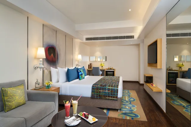 Executive, King Bed, WOW Crest Indore - IHCL SeleQtions 2/3