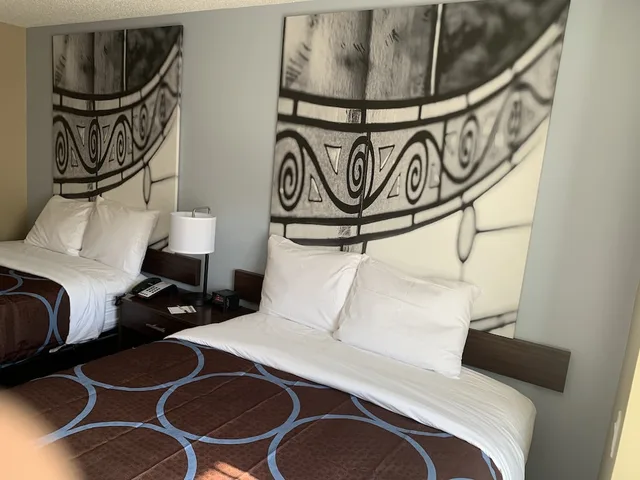 Basic, 2 Queen Beds, Super 8 by Wyndham Joliet 8/10