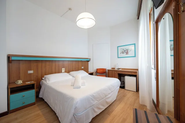 غرفة بسريرين منفصلين بإطلالة على المدينة، Hotel Las Vegas Jesolo 5/7