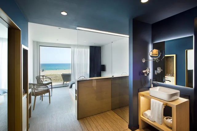 غرفة بسرير مزدوج بإطلالة على البحر، Donna Hotel Boutique 5/5