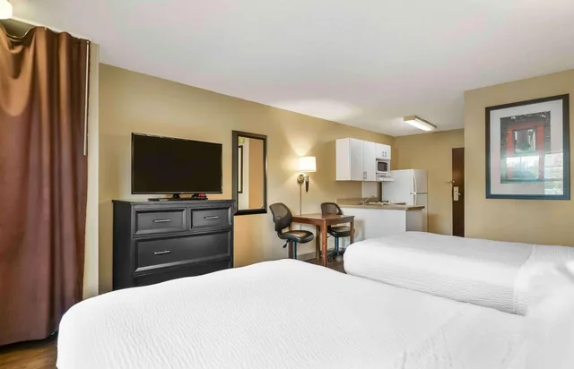 استوديو بسريرين مزدوجين، Sonesta Simply Suites Lansing 7/10