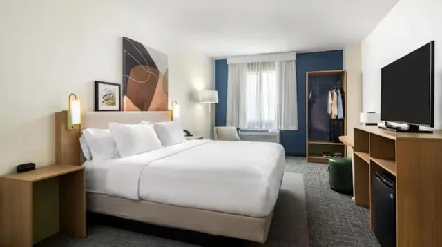 غرفة بسرير كينج، Spark by Hilton Galveston 1/1