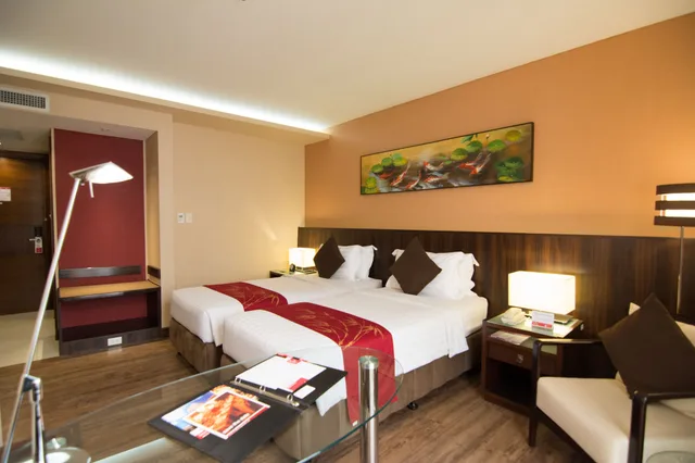 غرفة تنفيذية بسرير كينج، Ramada by Wyndham Manila Central 1/10