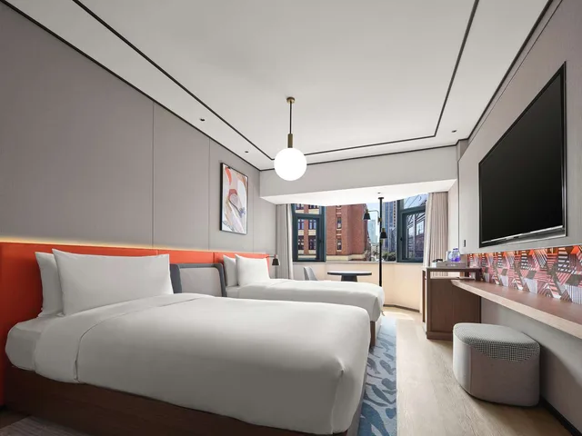 غرفة بسريرين منفصلين، Hilton Garden Inn Hangzhou West Lake 2/2