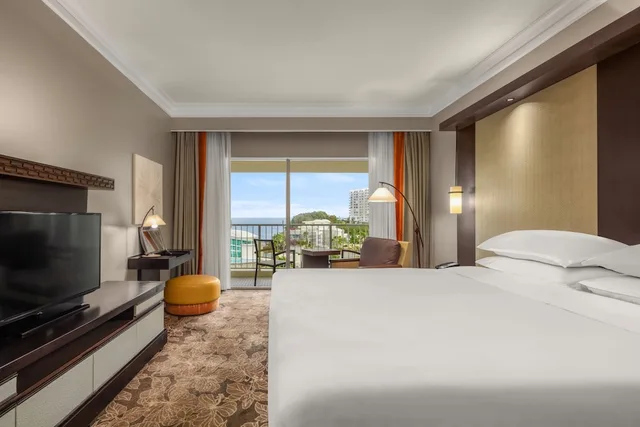 غرفة بسريرين منفصلين بإطلالة على البحر، RIHGA Royal Laguna Guam Resort 1/5