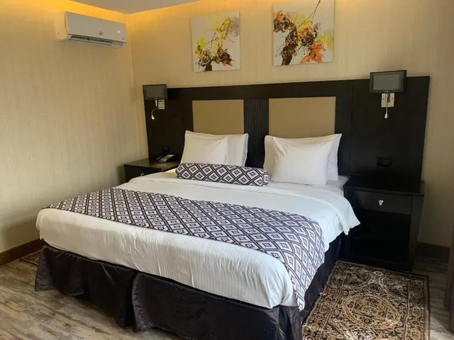 غرفة سوبيريور بسرير كينج، Olive Tree Hotel 2/6
