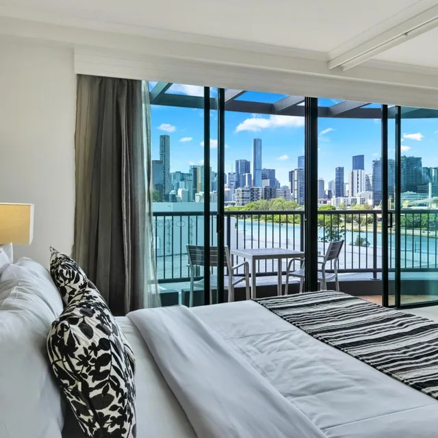1 Bedroom, Executive, King Bed, CENTRAL COSMO APARTMENTS 3/10
