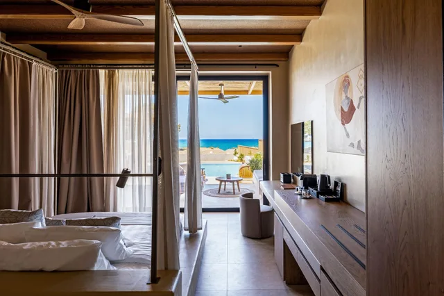 Suite, Sea Front, Private Pool, Hot Tub, AKS MINOA PALACE HOTEL 3/5