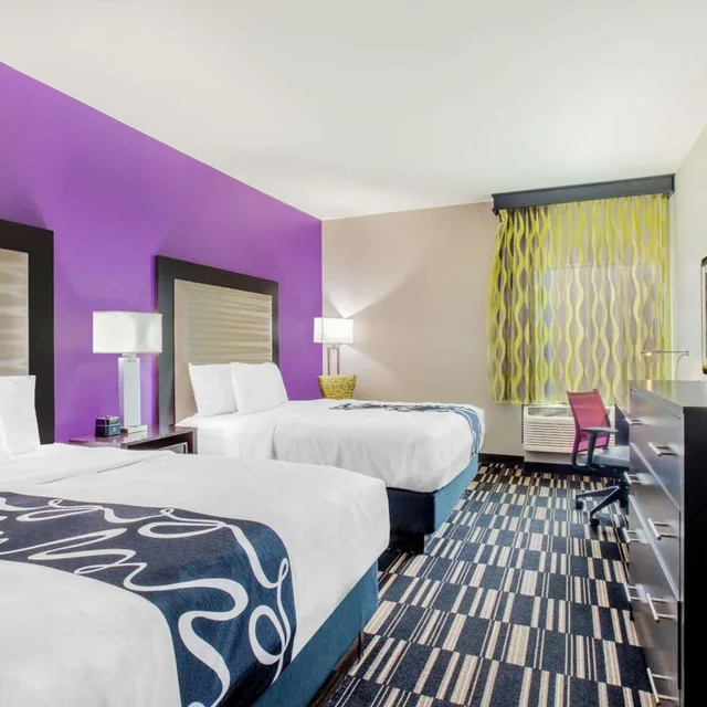 غرفة ديلوكس بسريرين كوين، La Quinta Inn And Suites By Wyndham Mcallen Convention Center 3/8