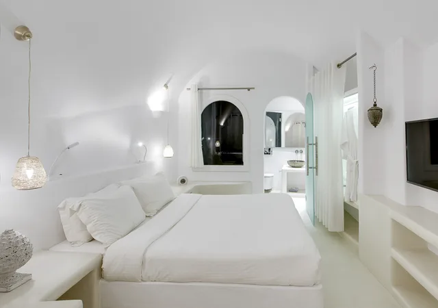 Deluxe, Double Bed, Sea View, Dana Villas and Infinity Suites 1/5