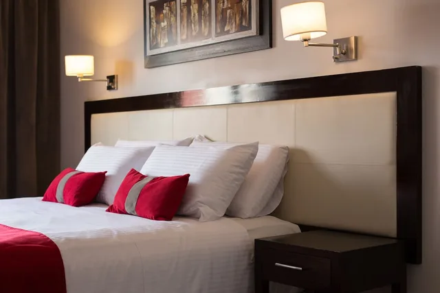 غرفة قياسية رباعية بسرير كوين وسريرين منفصلين، Alto Andino Hotel Formerly Alto Andino Urban Lodge 5/8