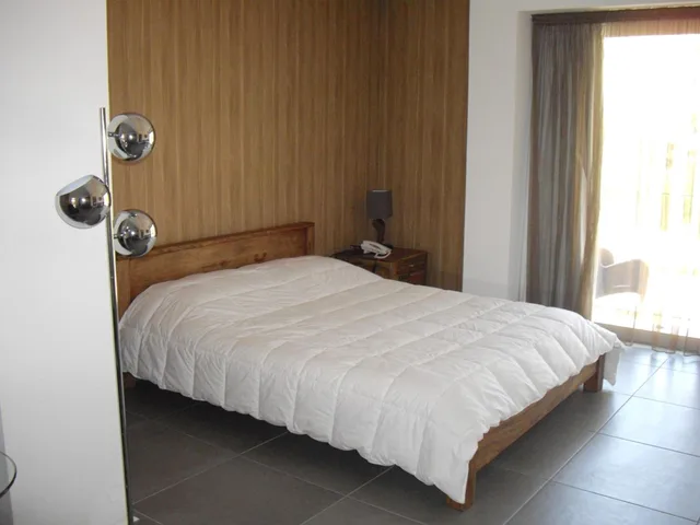 Suite, Crystal Hotel 4/10
