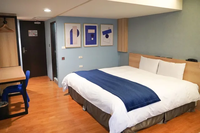غرفة سوبيريور بسرير كينج، Talmud Hotel - Gong Yuan Branch 1/9