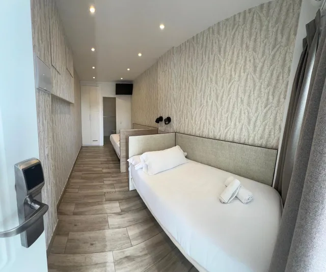 غرفة بسرير مزدوج أو سريرين منفصلين، Hotel Zen Airport 8/10