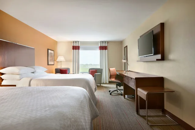 غرفة بسريرين كوين، Four Points by Sheraton Fargo Medical Center 2/8