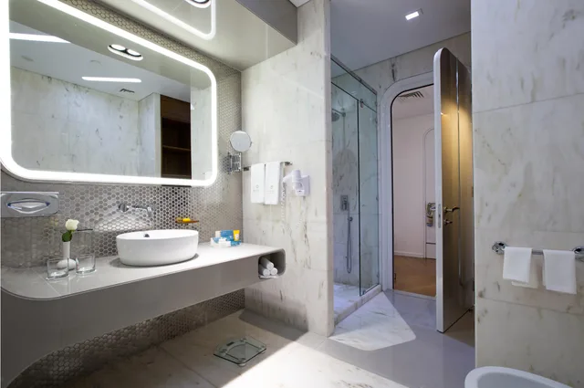 غرفة بريميوم مفردة، La Cigale Hotel 2/5