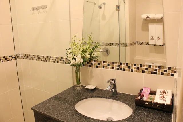 غرفة قياسية بسريرين منفصلين بإطلالة على الحديقة، Horizon Village And Resort 8/8