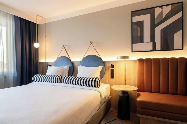 غرفة كومفورت بسرير كينج، The Belson Brussels, a Tribute Portfolio Hotel 3/7