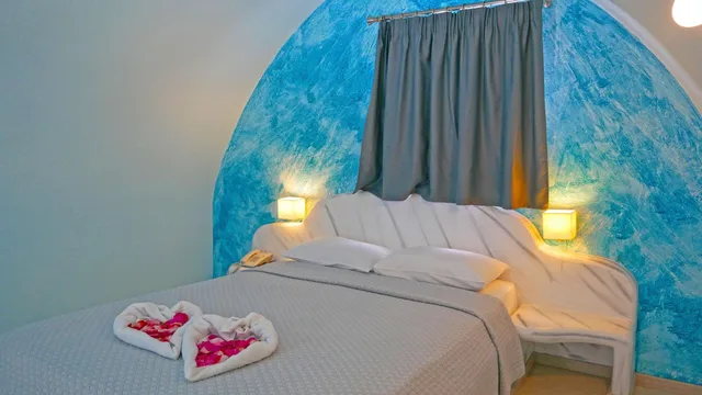 Junior Suite, Sea View, Nautilus Dome 1/7