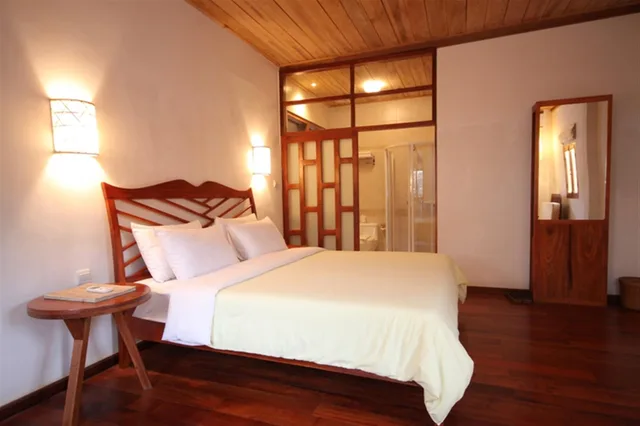 Studio, 1 Single and 2 Double Beds، Sala Prabang Hotel 1/2