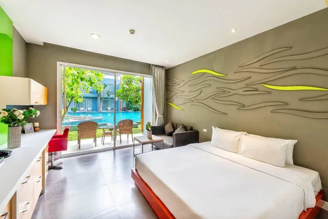 Pool, Deluxe, King Bed, PAEVA LUXURY SERVICED RESIDENCE 1/1