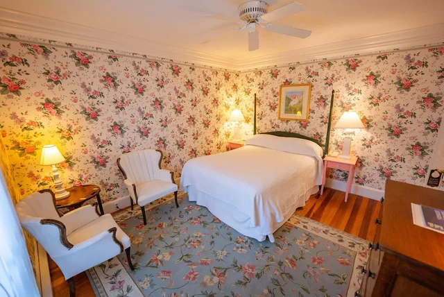 Ocean, King Bed، The Colony Hotel 5/8