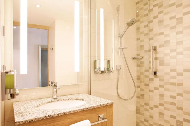 غرفة قياسية بسريرين منفصلين، Hampton By Hilton Aachen Tivoli 4/4