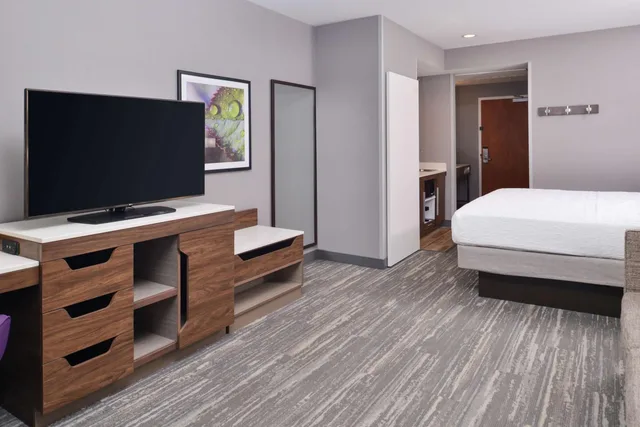 استوديو ديلوكس بسرير كينج، Hampton Inn & Suites Boise/Spectrum 3/7