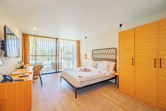 غرفة بريميوم بسريرين منفصلين بإطلالة على المسبح، Kombo Beach Resort 5/10