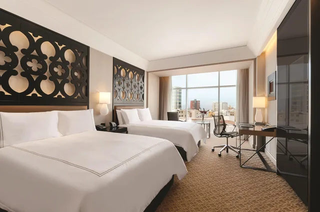 غرفة قياسية بسرير مزدوج أو سريرين منفصلين، Hilton Lima Miraflores 1/2