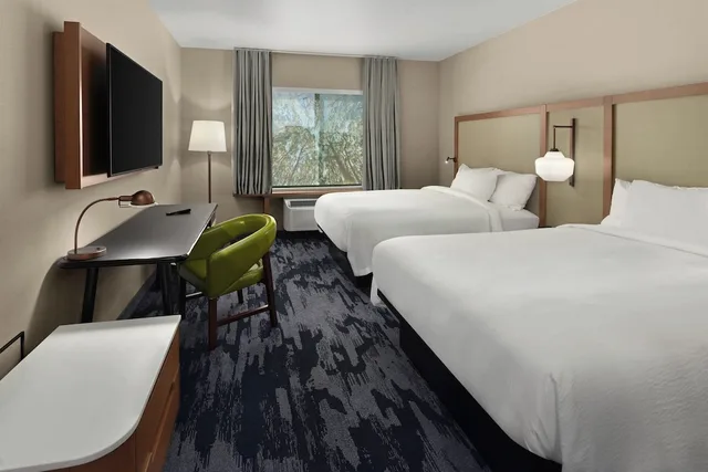 غرفة بسريرين كوين لذوي الإعاقة، Fairfield Inn & Suites by Marriott Anaheim Los Alamitos 2/4