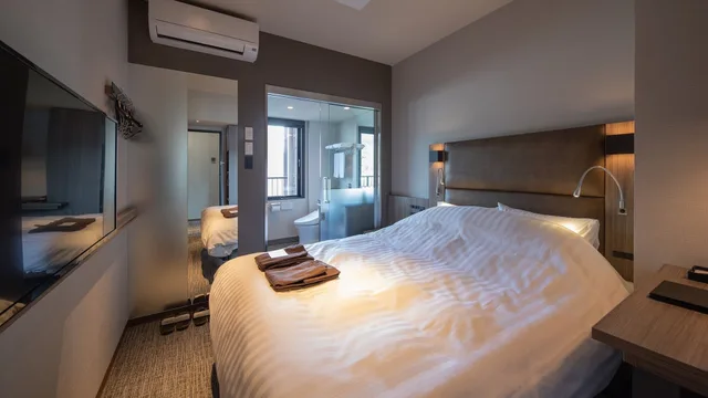 Smart, Queen Bed، Hotel H2 Nagasaki 1/7