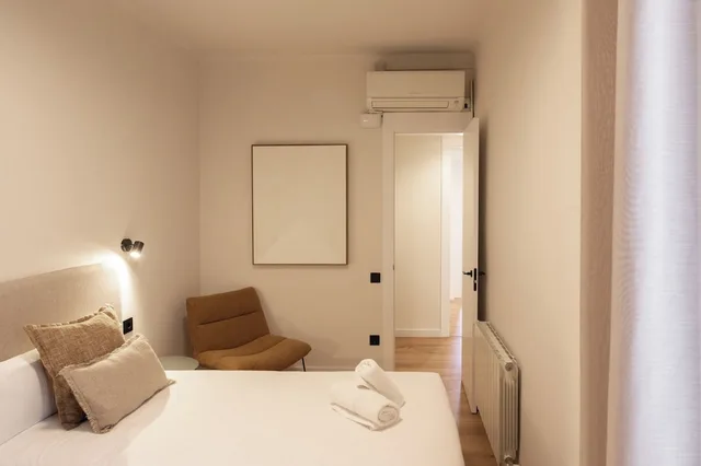 5 Bedrooms, Premium, Penthouse, 4 Beds, 2 Double Beds, Sagrada Familia View, Terrace، Suite Home Sagrada Familia 7/10